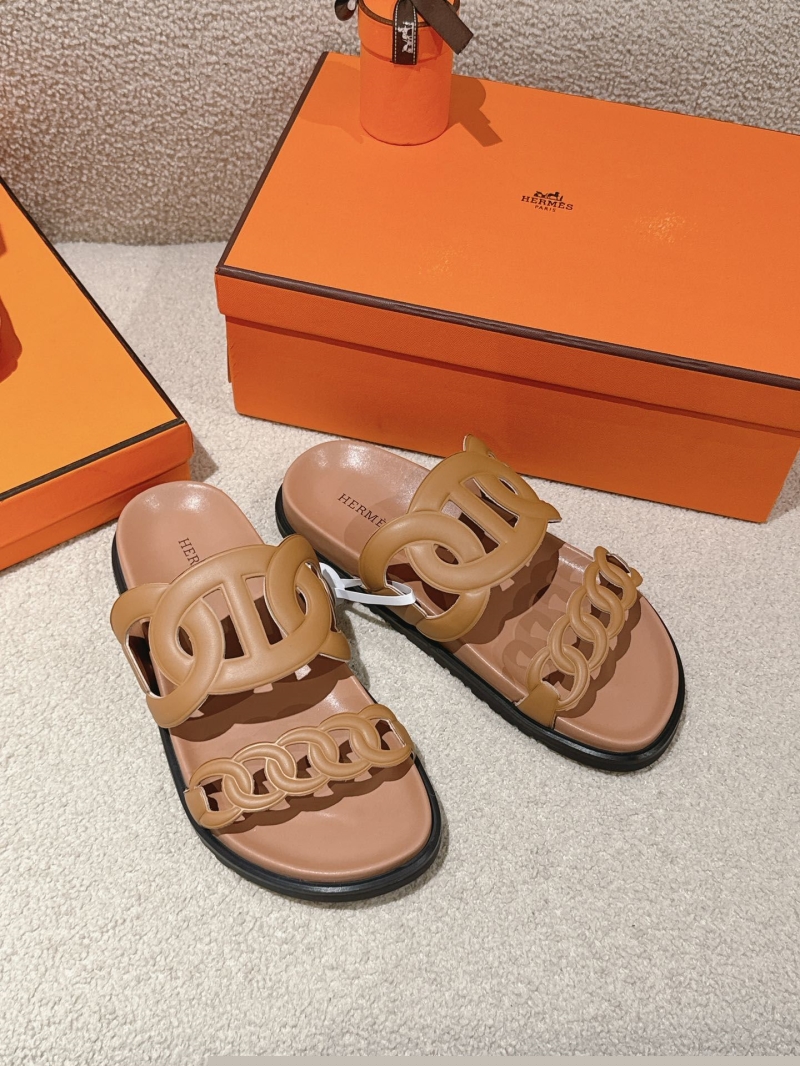 H**mes slippers